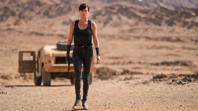 The Old Guard com Charlize&nbsp;Theron