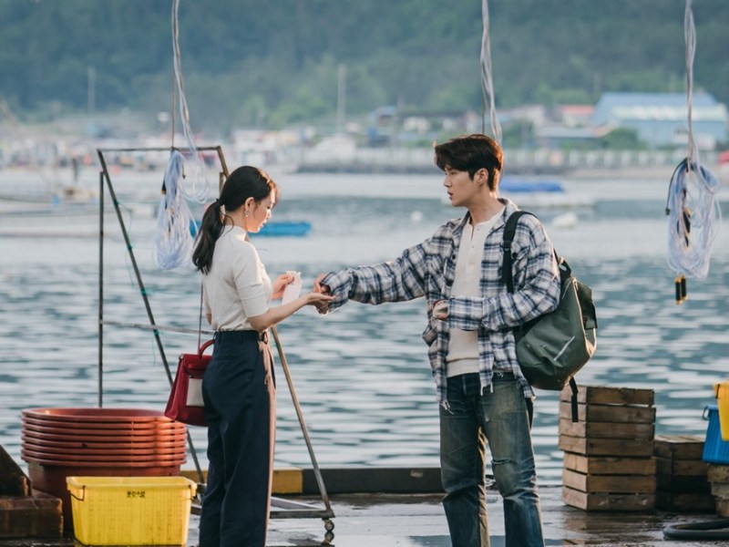 Hometown Cha-Cha-Cha: Dorama com praia e boas&nbsp;histórias